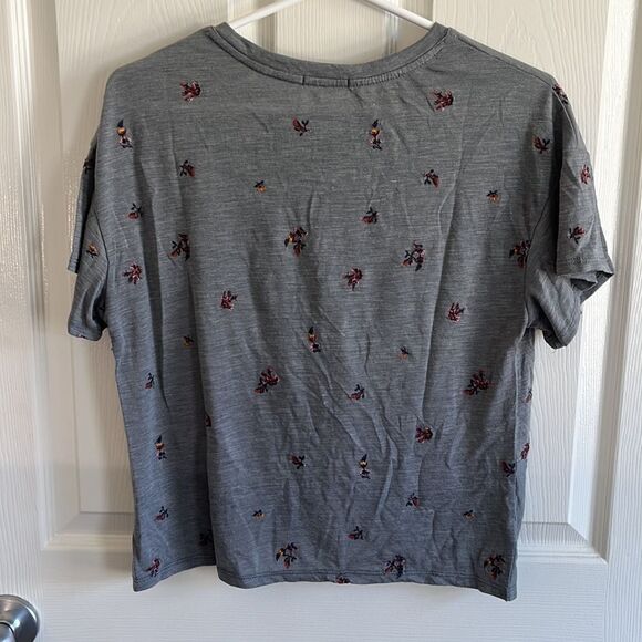 Front-Twist Top - Picture 2 of 8